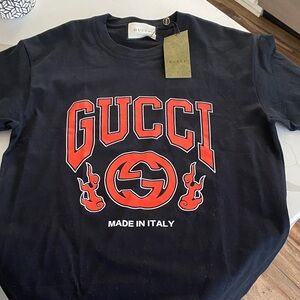 Gucci Navy and Red Graphic Tee